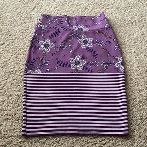 LulaRoe skirt (size small)